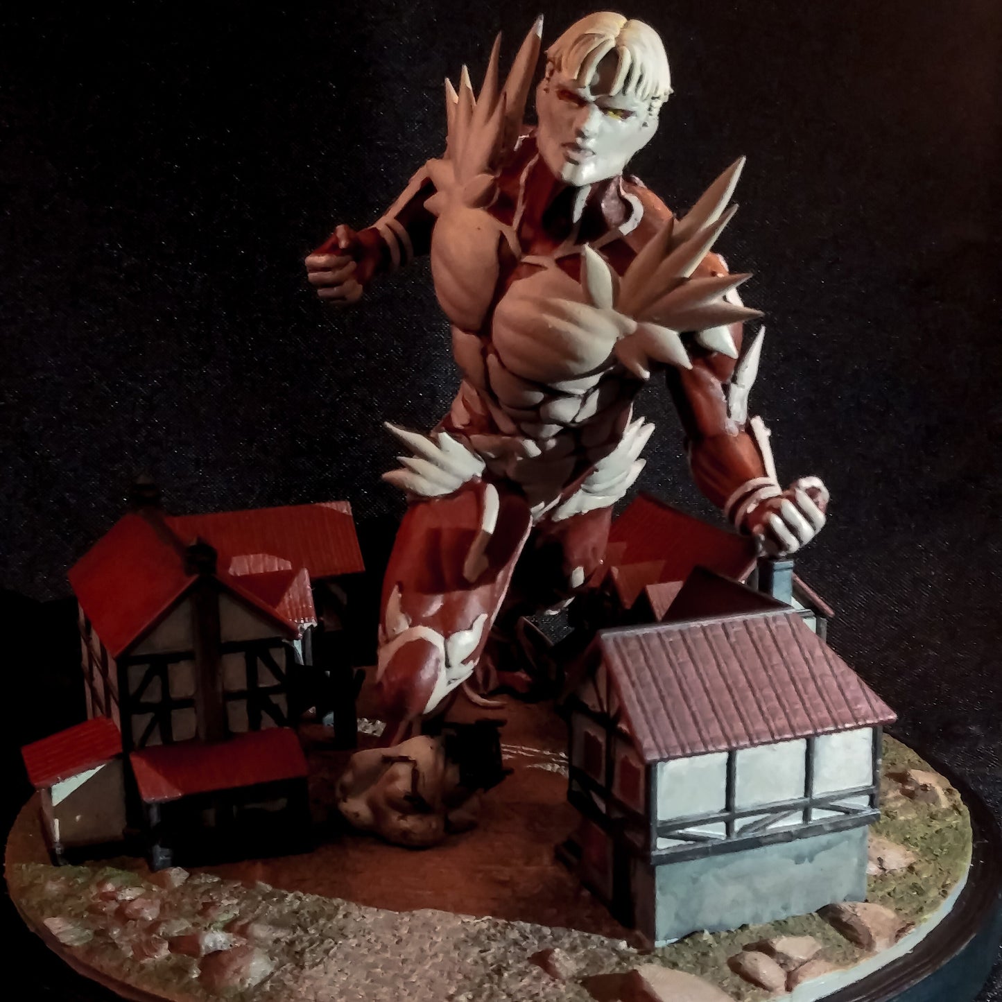 Attack on Titan Armored Reiner Figure